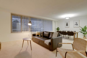 Stunning apartment at Crystal City